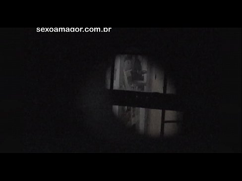 ❤️ Blondie dirakam video secara rahsia oleh intip kawasan kejiranan yang tersembunyi di sebalik batu bata kosong ️ Video dubur pada kami ms.teenactivewear.ru ❌